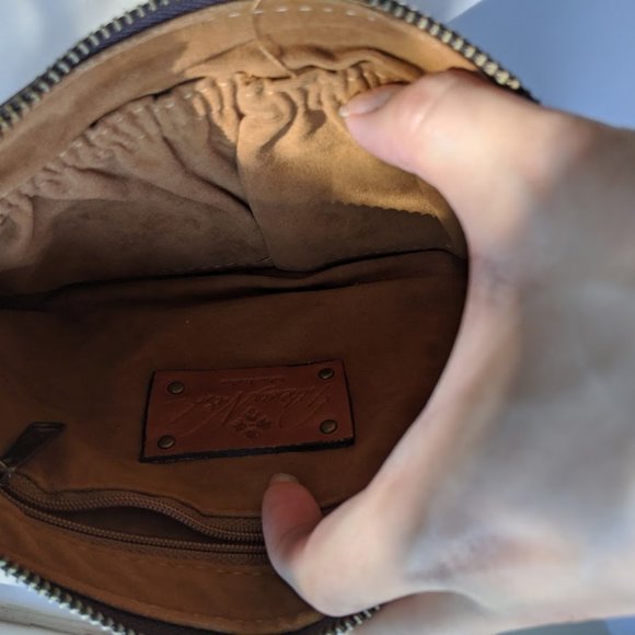 Patricia Nash brown map leather wristlet - Picture 3 of 5